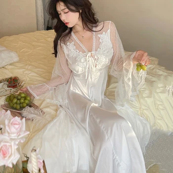 섹시한 관점 긴 잠옷 결혼식 아침운 팰리스 스타일의 홈옷 여성 느슨한 새틴 홈 드레싱 가운