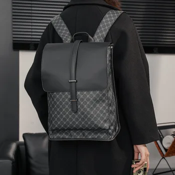 2023 새로운 유행 남자의 배낭 여행 가방 럭셔리 브랜드의 디자인 대용량의 학교 가방 PU 가죽을 다시 팩 어깨에 매는 가방