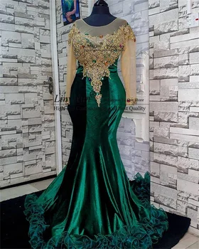 아랍 Aso Ebi 녹색 인 댄스 파티 드레스를 구슬로 만드는 레이스 결정이 공식적인 저녁 파티 드레스 플러스 사이즈 푹신한 기차 가운 데 soirée